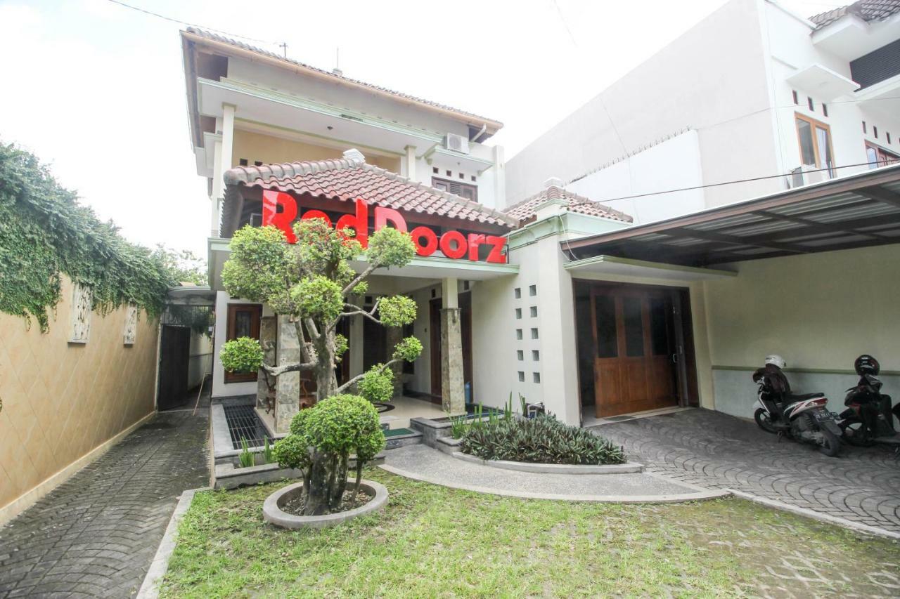 Reddoorz Plus @ Tegal Panggung Yogyakarta Esterno foto
